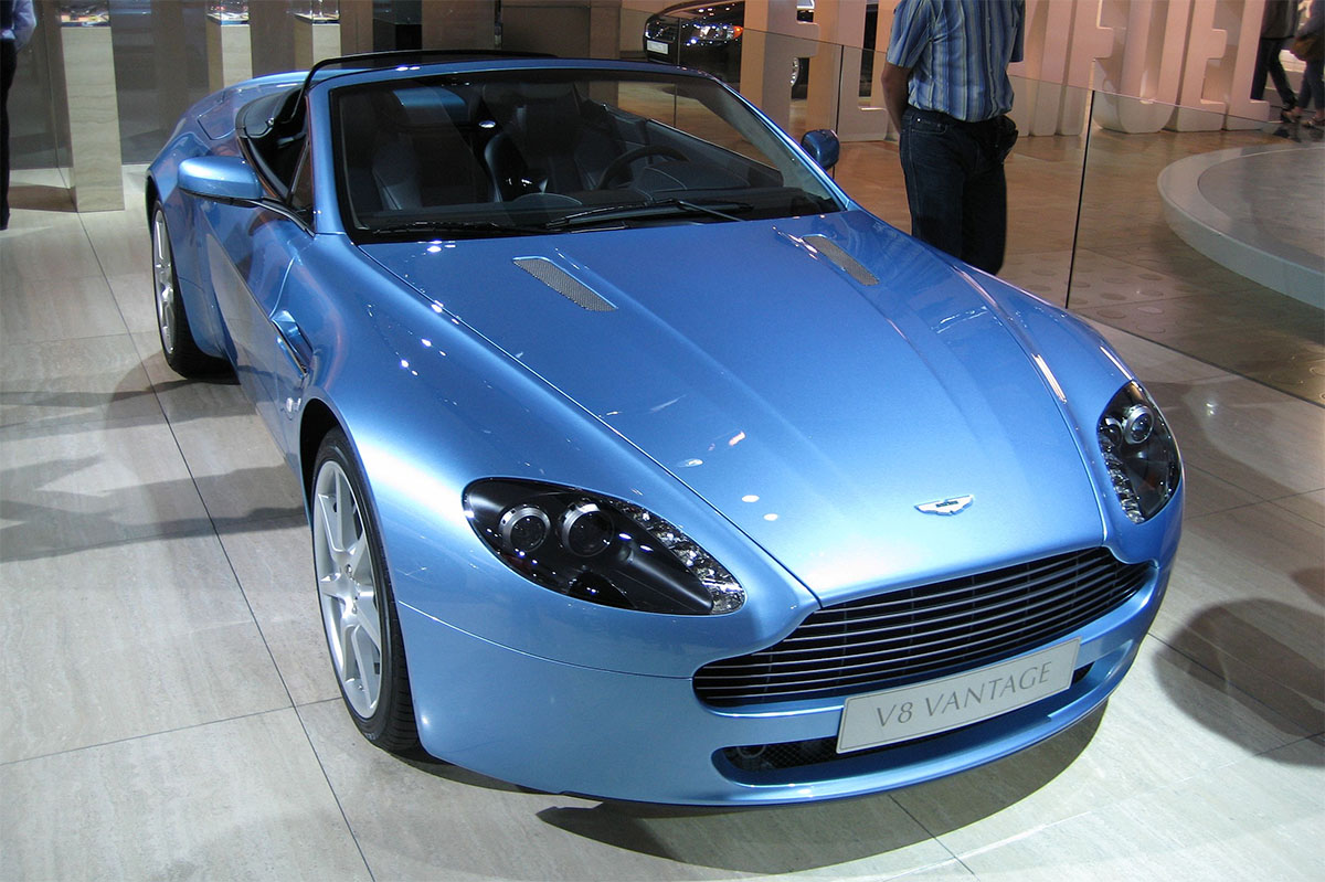 Aston Martin, la marca inglesa más cool... y más inexplicable