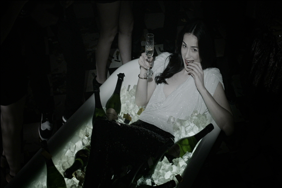 Preestreno de La Comunidad Buenos Aires para Trapiche Extra Brut