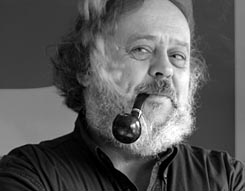 Ronald Shakespear presenta su libro