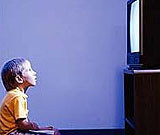 Cada vez más niños tienen televisores en sus dormitorios
