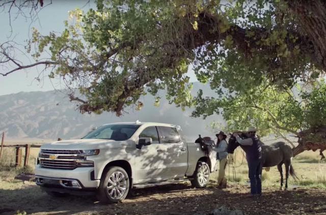 Chevy arrancó con comerciales alejados de la campaña ‘Real People’