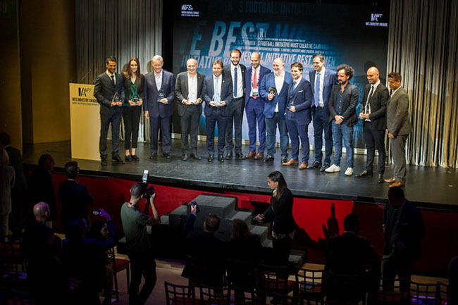 Premios del fútbol para las agencias Súper y Mercado McCann por trabajos para Racing Club y Coca-Cola