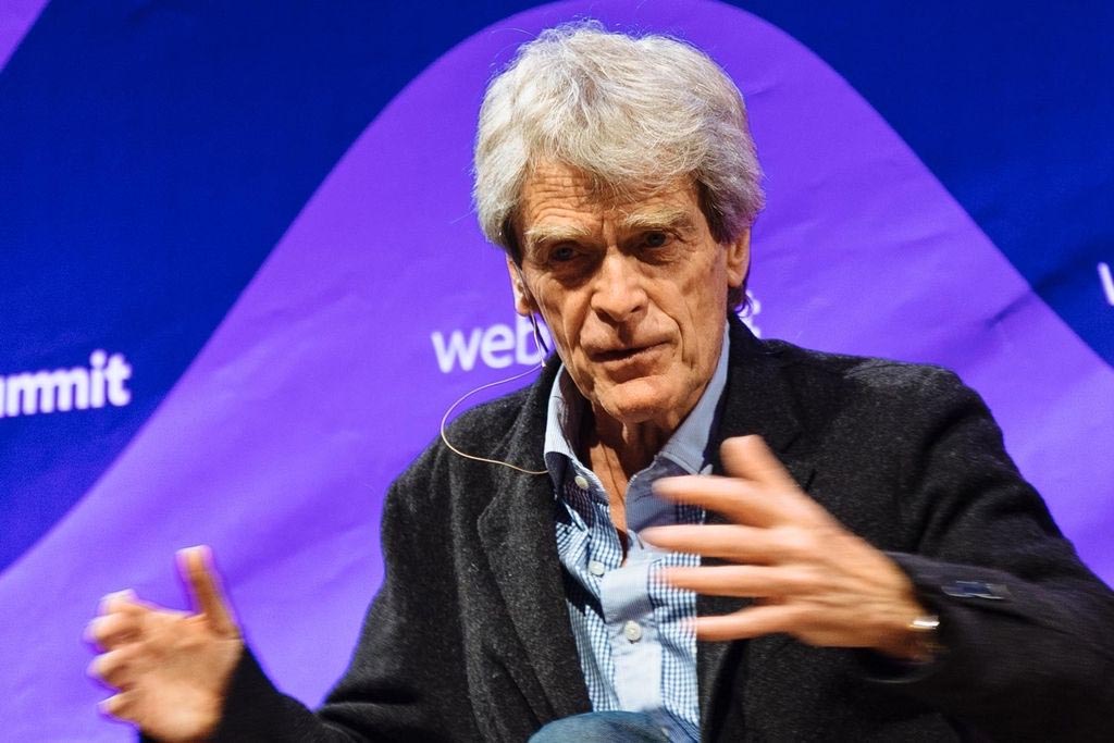 John Hegarty es el chairman de Genie, un Tinder para el talento creativo 