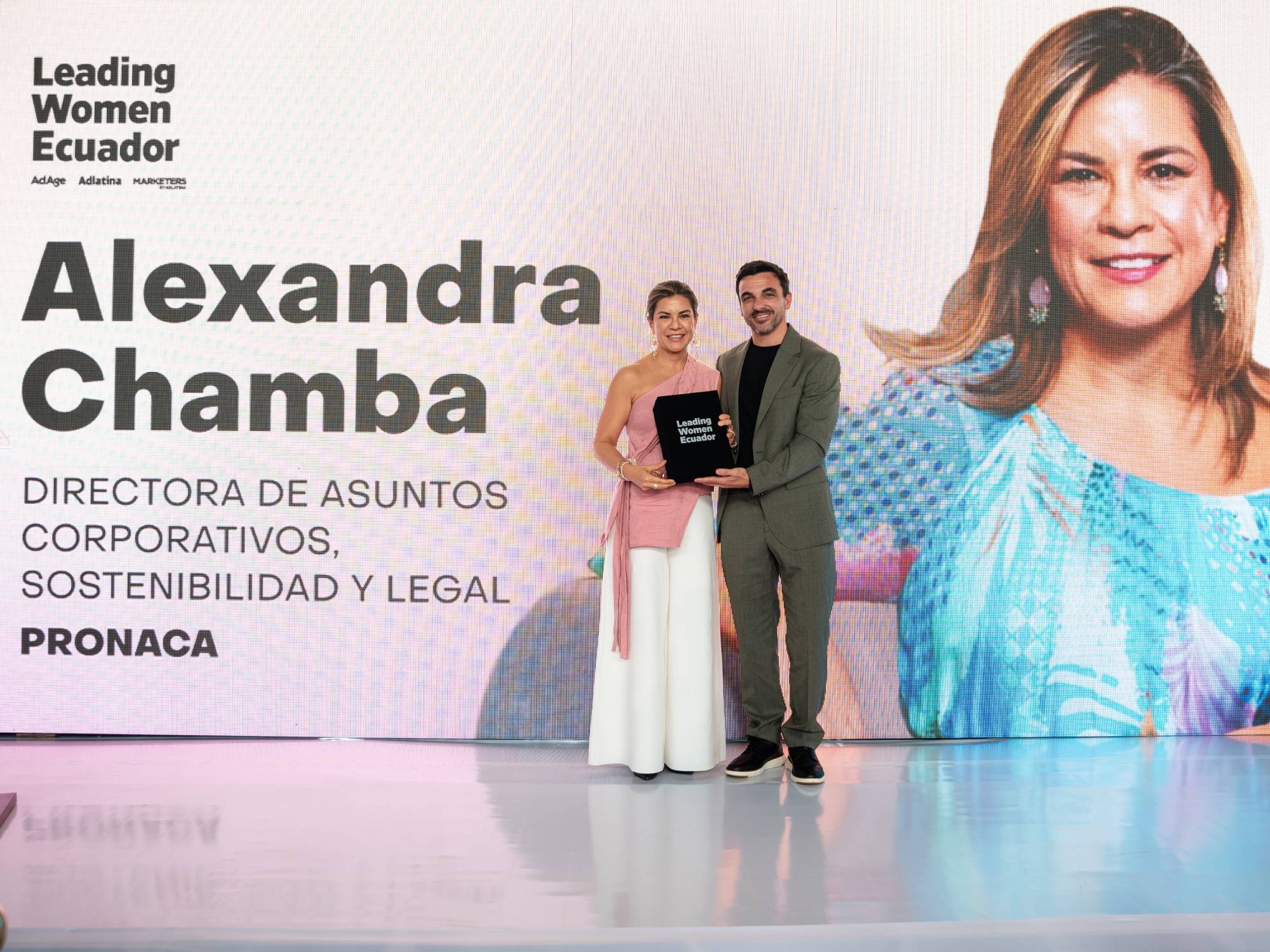 Se entregaron las distinciones a las Leading Women Ecuador 2025