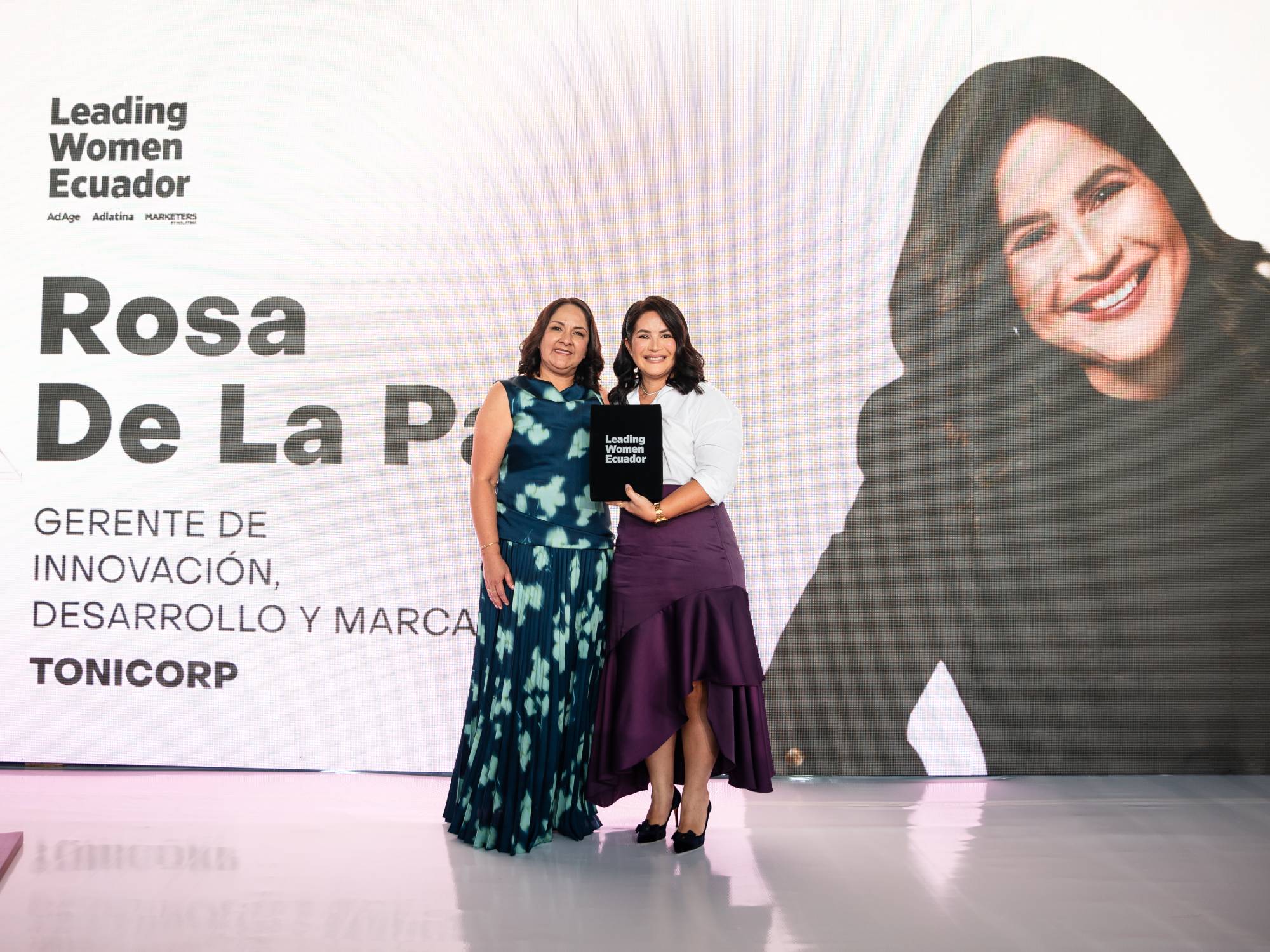Se entregaron las distinciones a las Leading Women Ecuador 2025