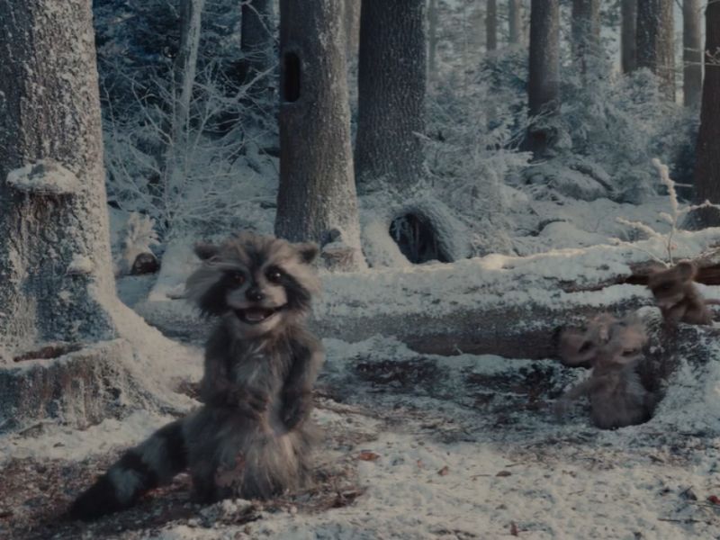 Apple creó un musical del bosque para las fiestas, filmado con un iPhone