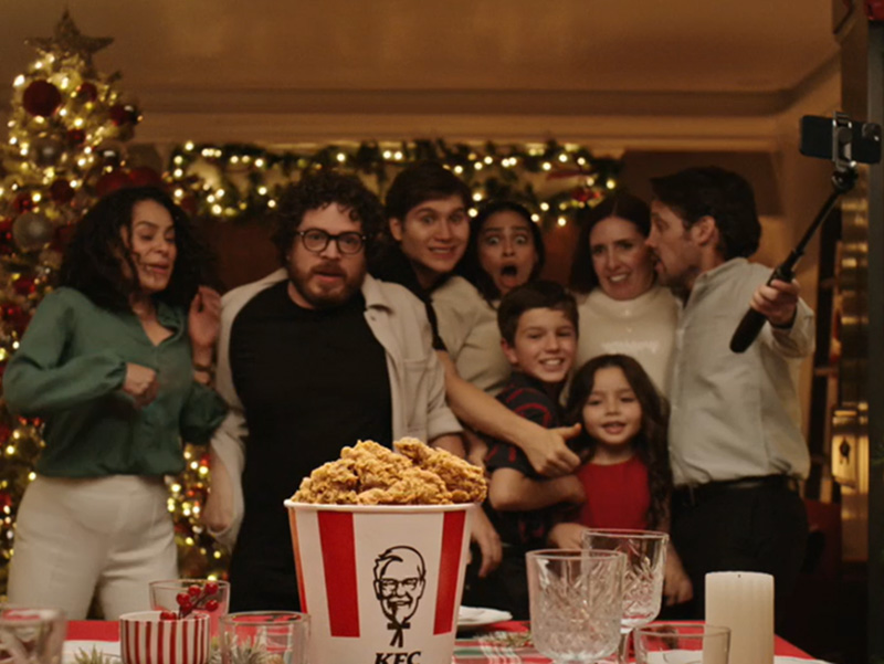 Preestreno: “Sin Filtro”, la campaña navideña de KFC Latinoamérica creada por Hello