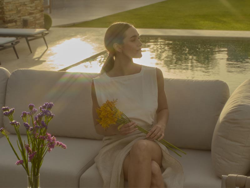 Hoopla ganó la cuenta de Divanlito