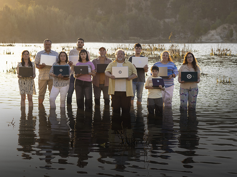 Un experimento impulsado por la comunidad revela el costo hídrico real de la inteligencia artificial e invita a la participación global.