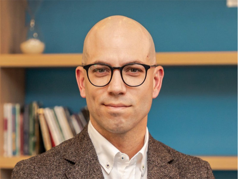 Josué Gonzalez se incorpora a X tras una trayectoria en Meta, IPG y EPA Digital.