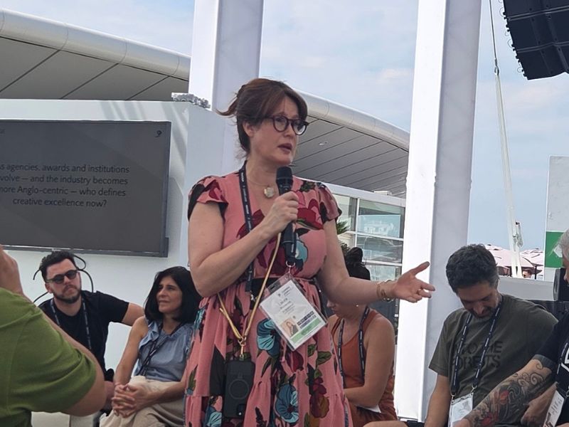 “Todas las barreras que enfrentamos como latinoamericanos nos motivan a expandir nuestra creatividad”