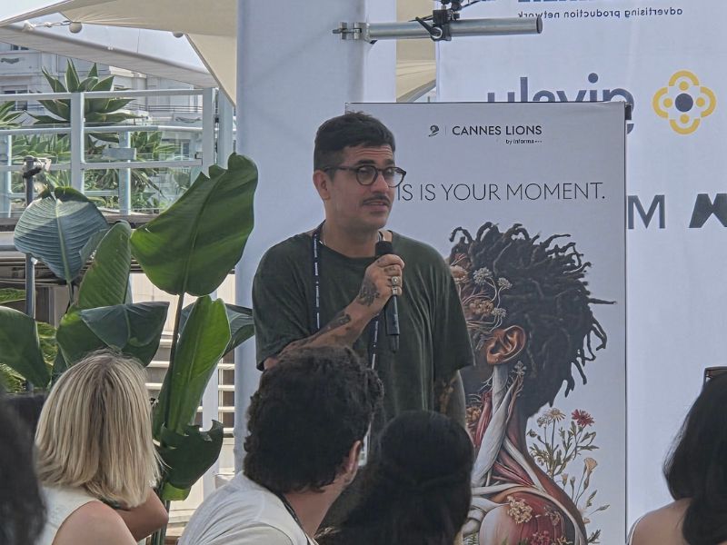 “Todas las barreras que enfrentamos como latinoamericanos nos motivan a expandir nuestra creatividad”