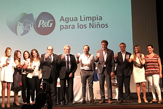 P&G y Fox Media, juntos por el agua potable