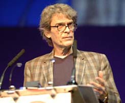 Cannes 2011: John Hegarty recibirá el primer León de St. Mark 